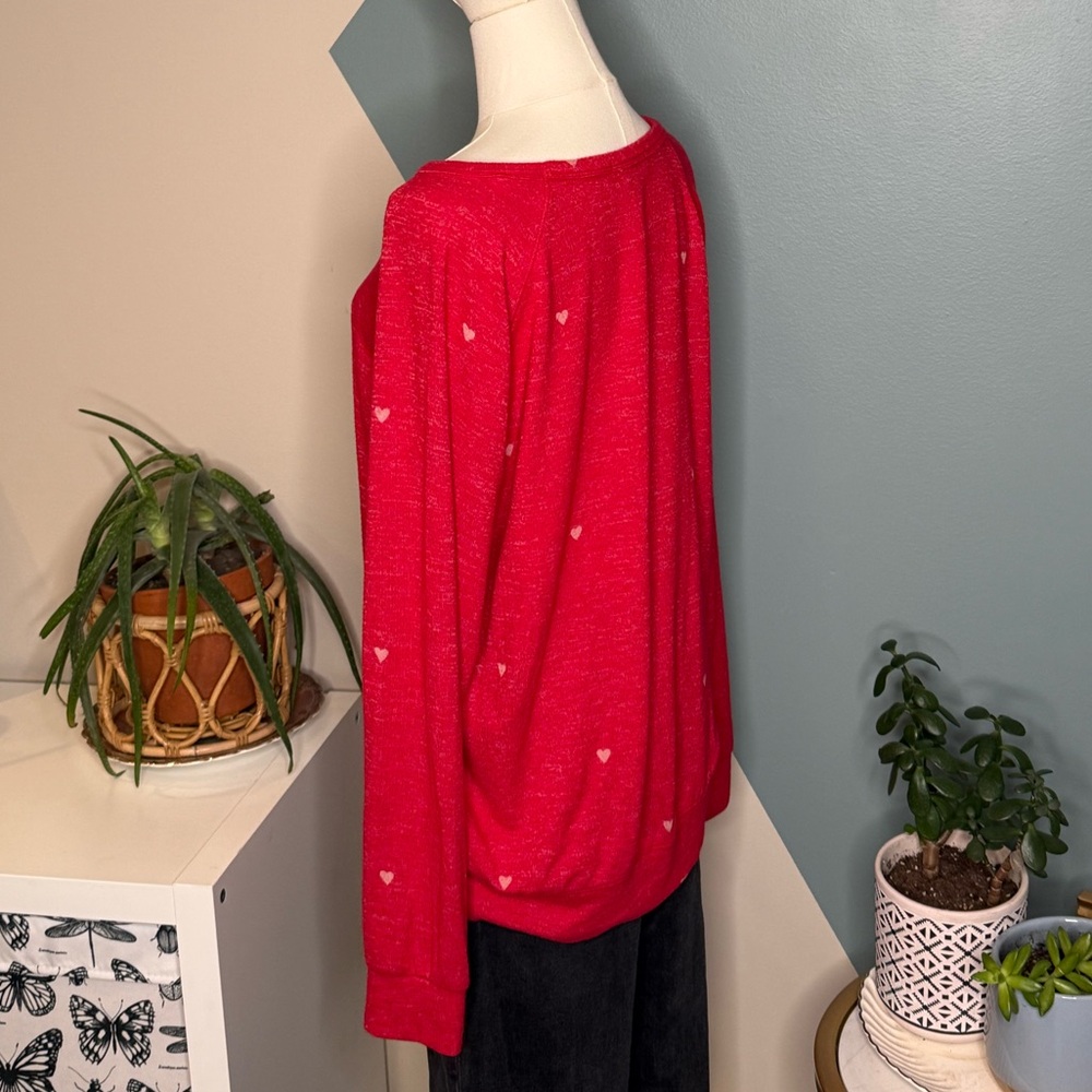 Buffalo David Bitton Heart Print Sweatshirt M Red Lightweight Knit Pullover - Picture 3 of 11